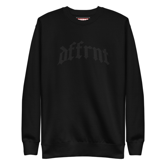 BLK ON BLK DFFRNT SWEATSHIRT